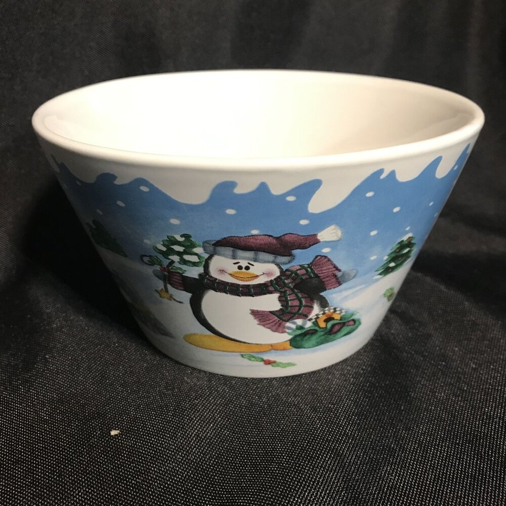 Christmas Penguins Ceramic Bowl 5 1/2 x 3" Winter Fun Life At Home